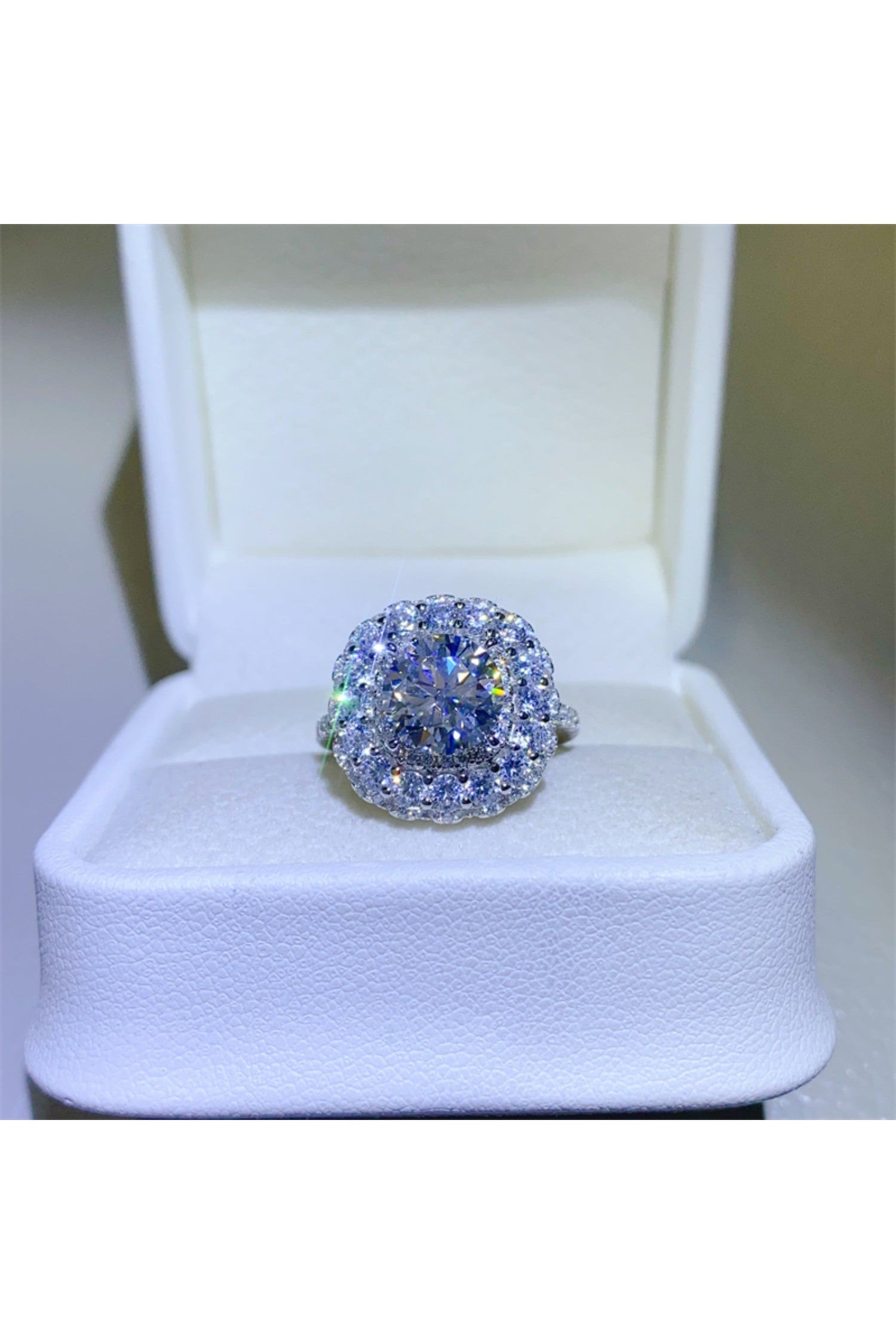 2 Carat Moissanite 925 Sterling Silver Ring
