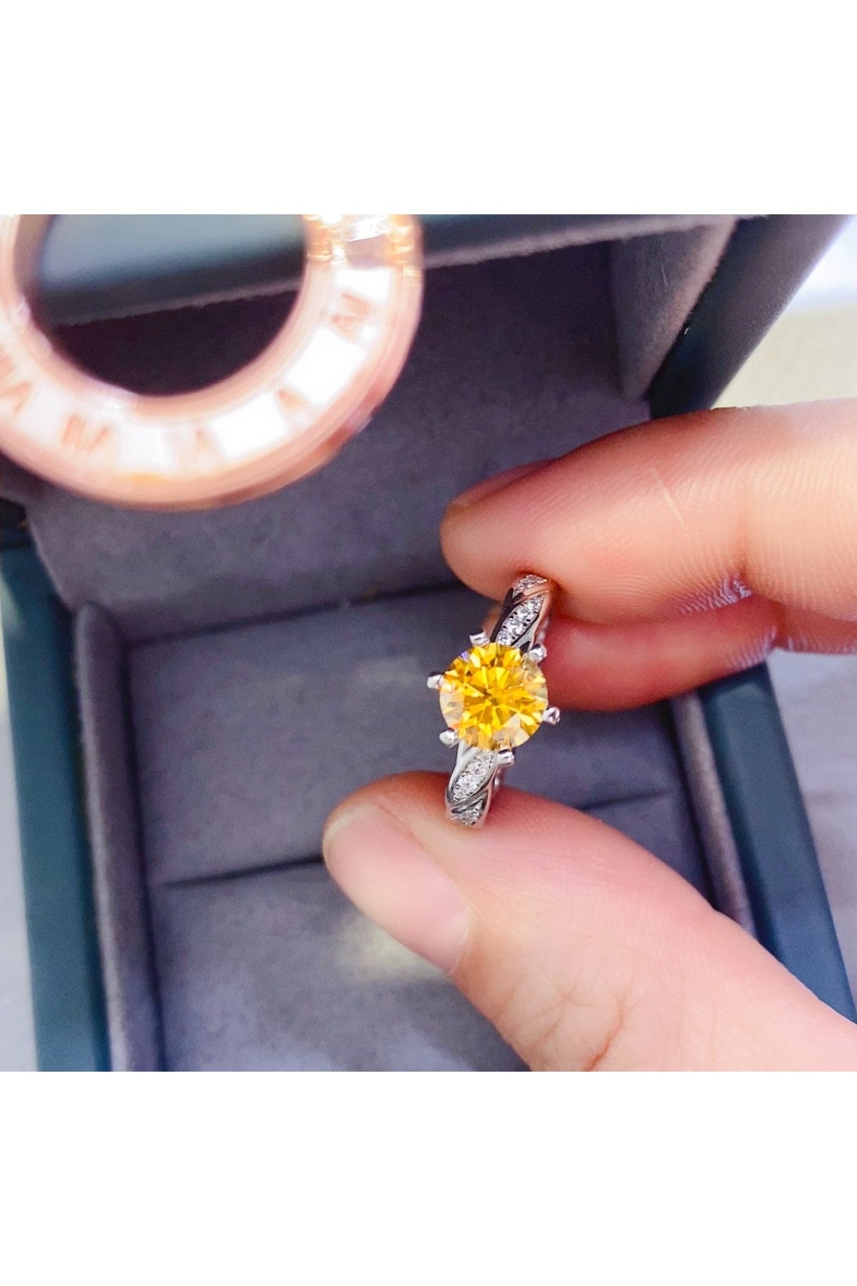 2 Carat Moissanite 925 Sterling Silver Ring