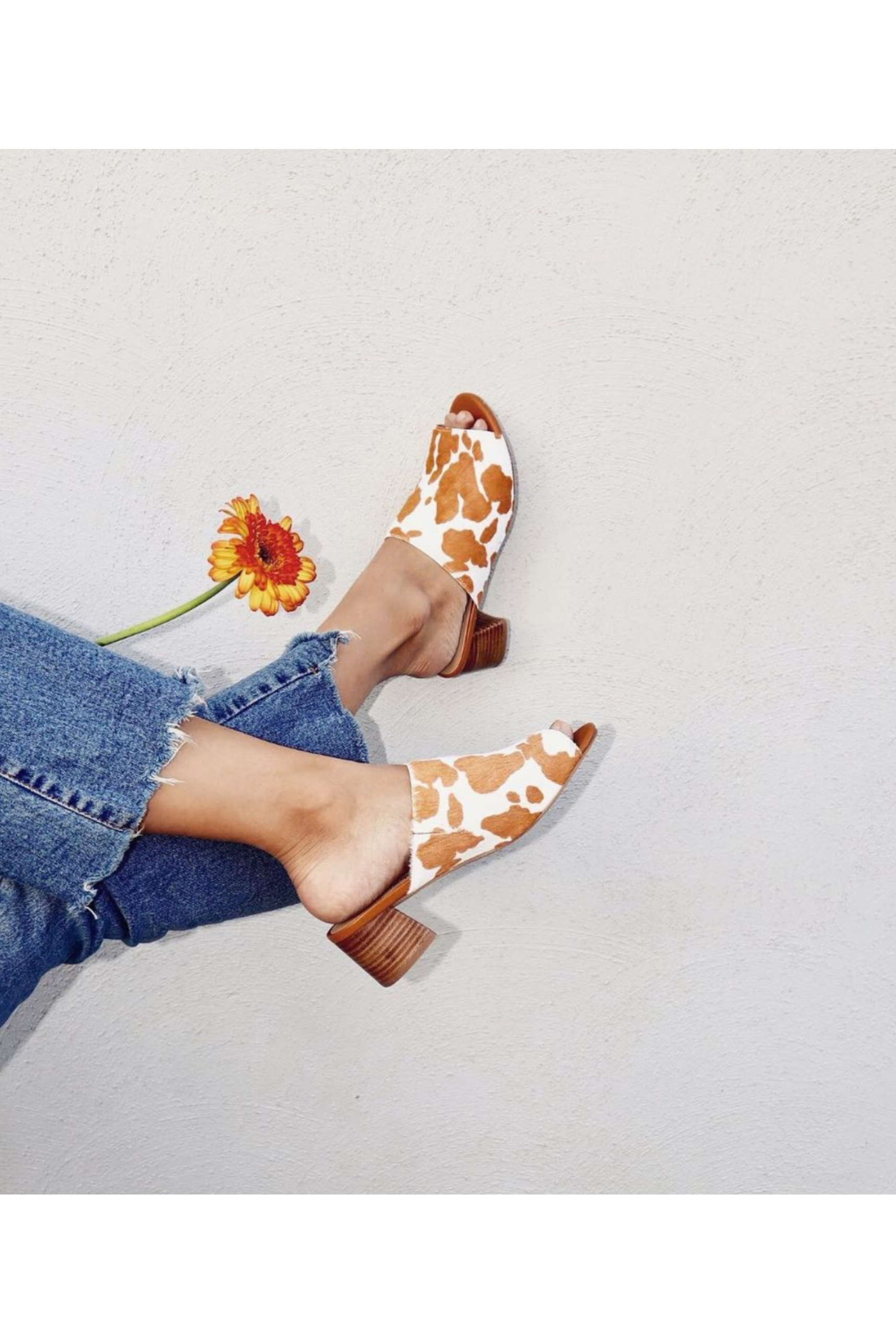 Richwood Peeptoe Tan and White Cowhide Slide