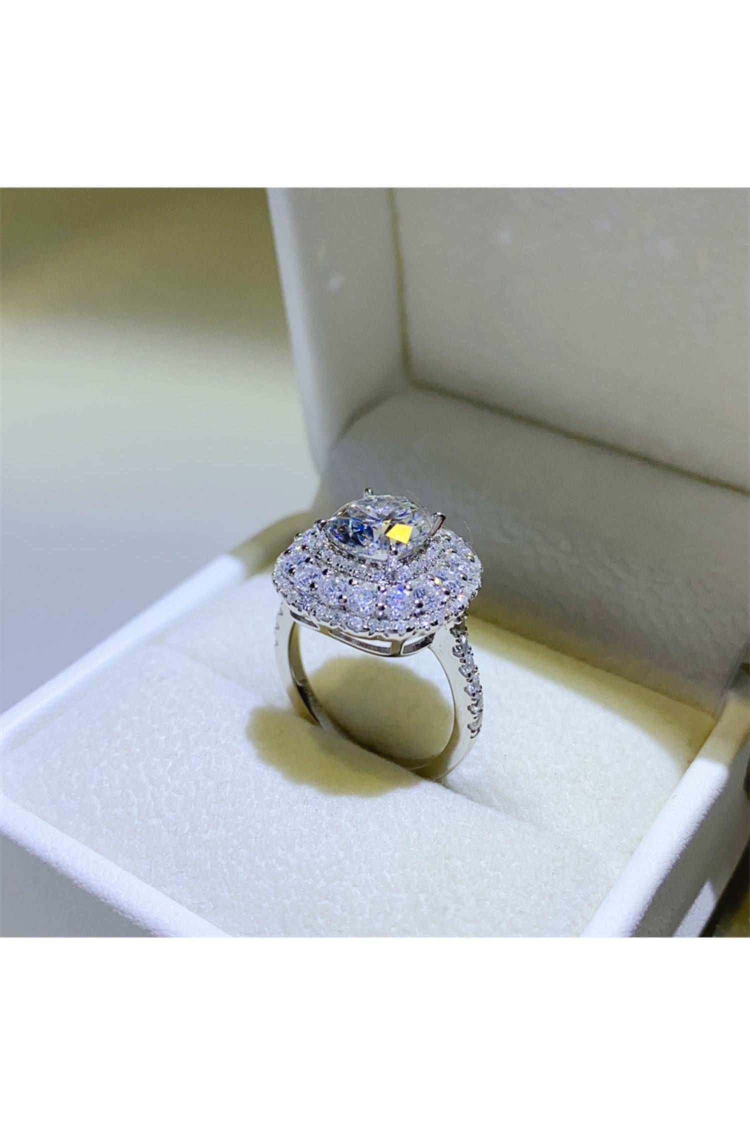 2 Carat Moissanite 925 Sterling Silver Ring