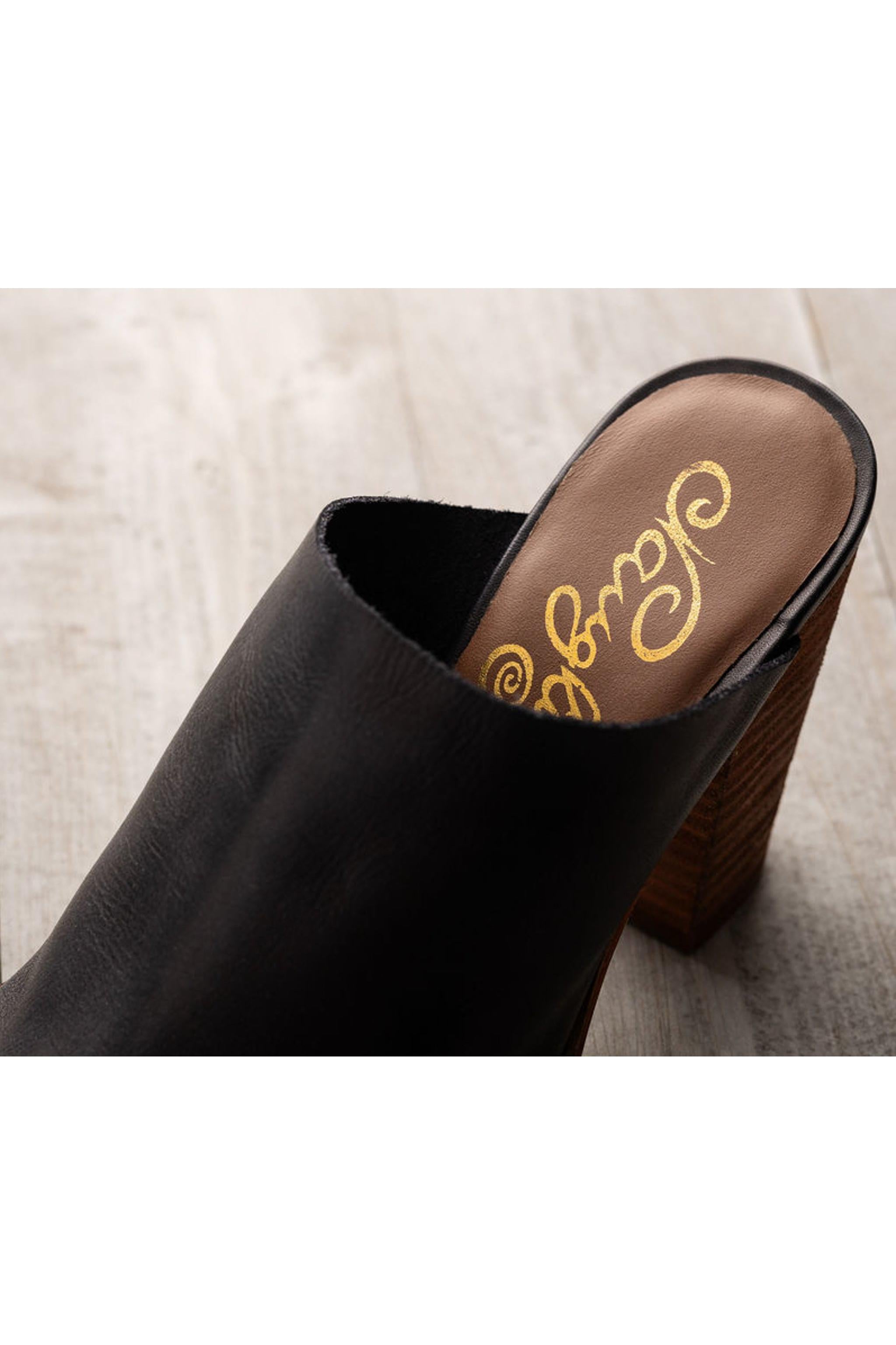 Hallie Heeled Sandal in Black