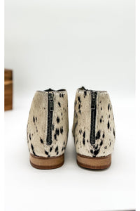 Nola Sandals in Black and White