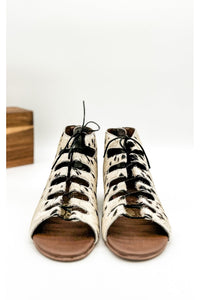 Nola Sandals in Black and White