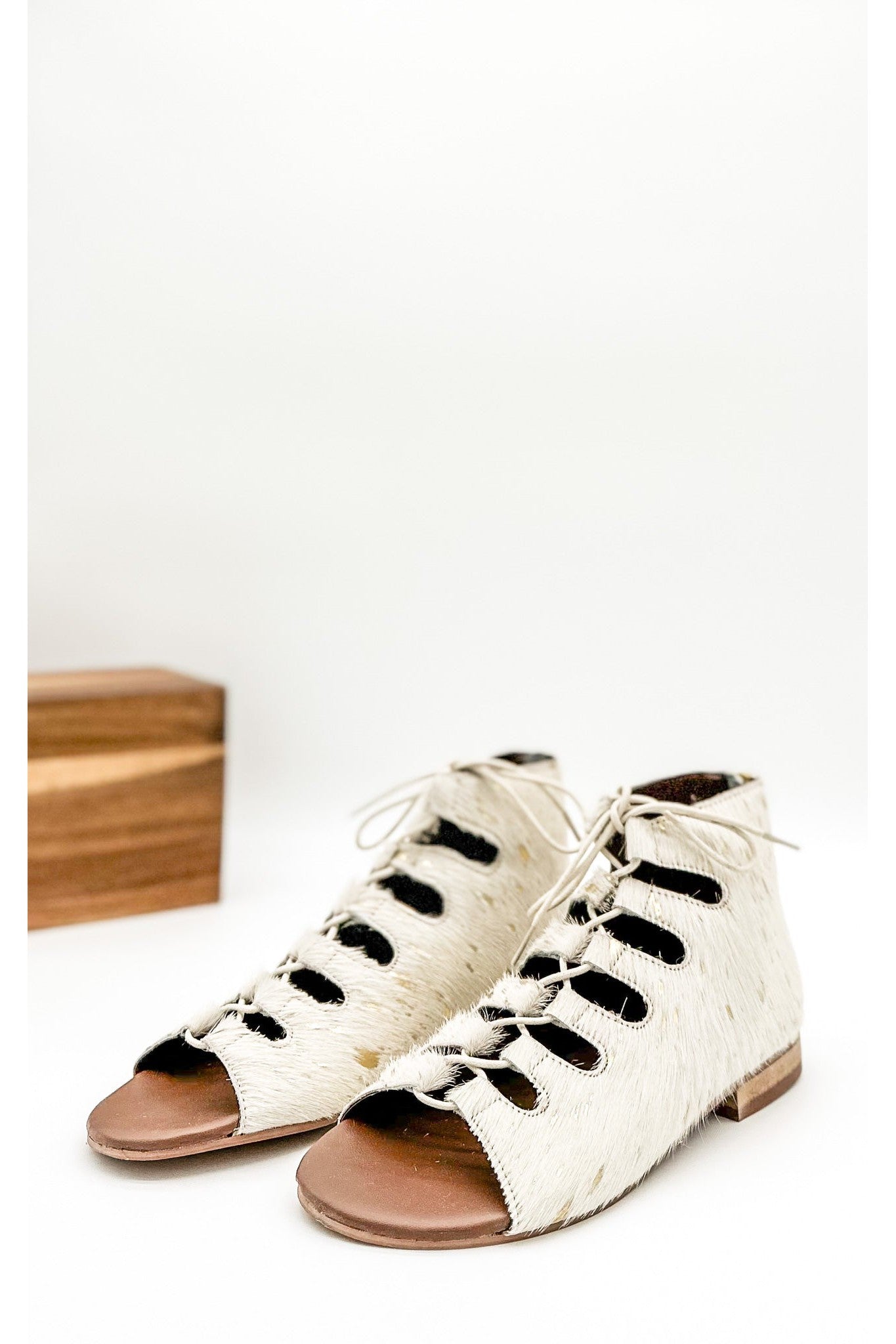 Nola Sandals in Gold