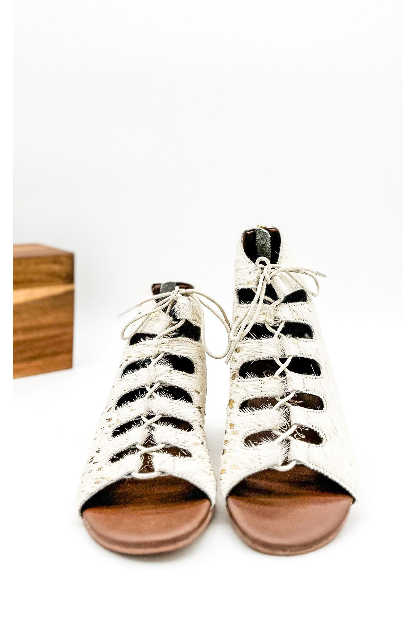 Nola Sandals in Gold