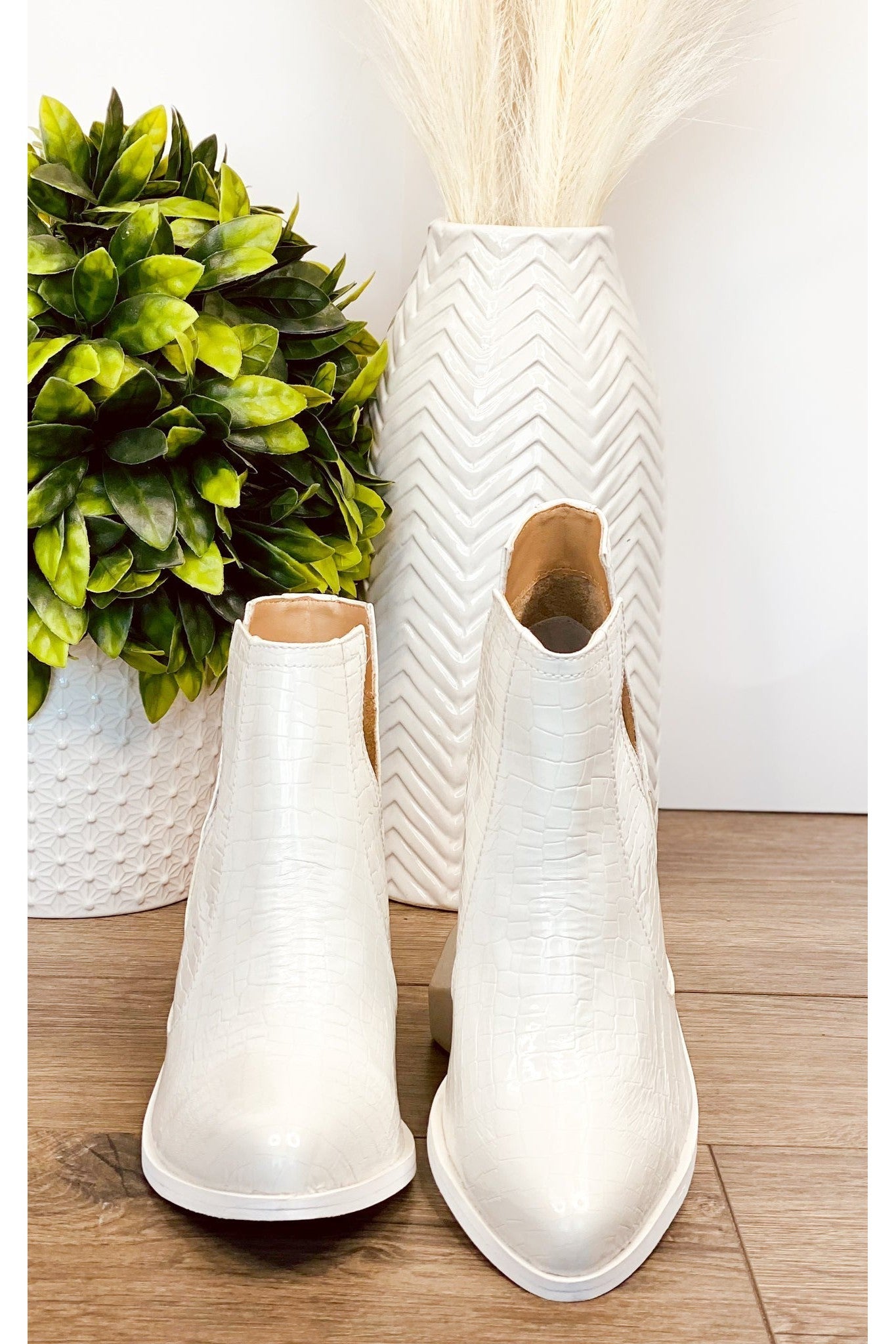 Tarim Bootie in White Croc