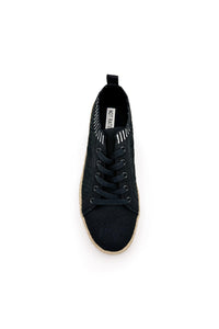 Yaras Sneakers in Black