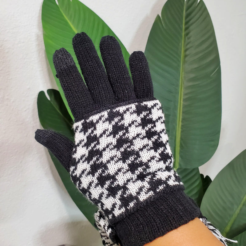 C.C Checkered Gloves