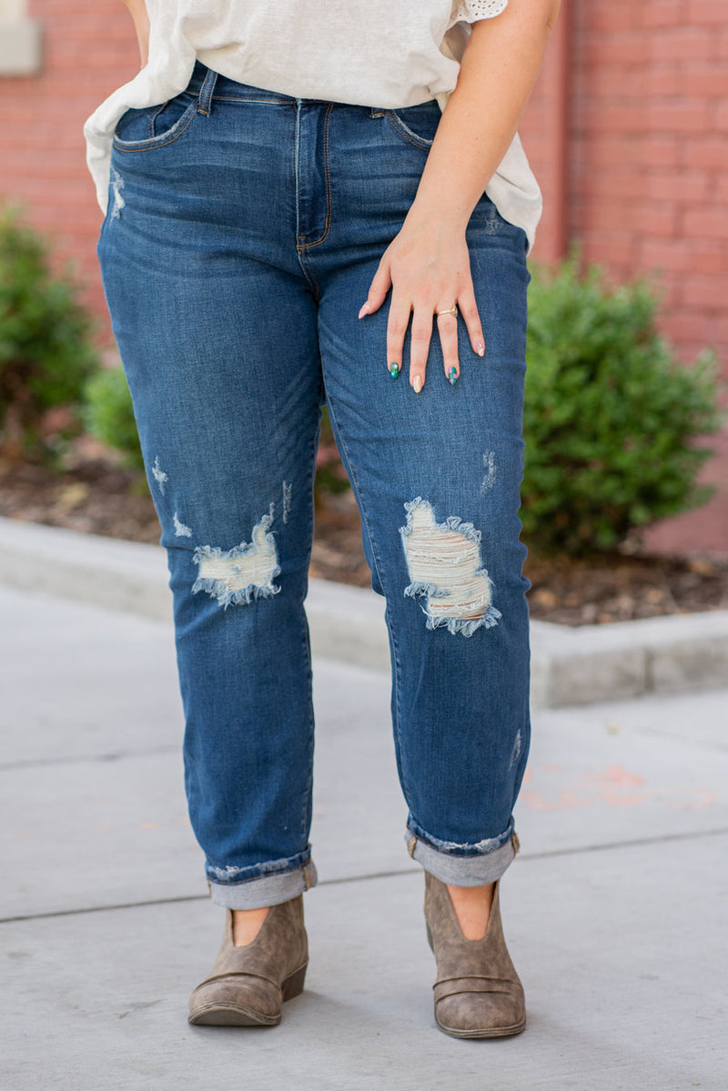 82334- Destroyed & Cuffed Jeans